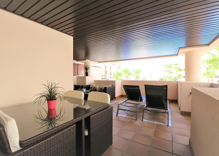 East Daisy Apartment