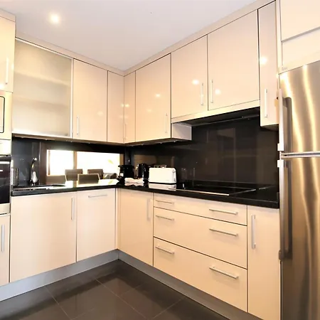 Апартаменты East Daisy Эстепона