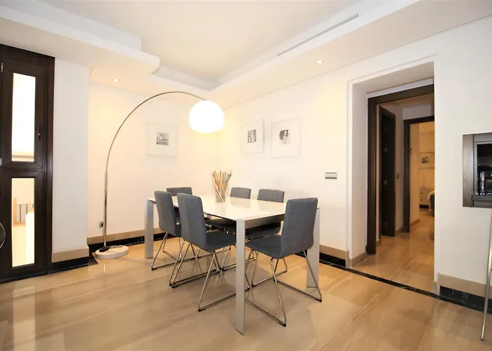 Апартаменты East Daisy Эстепона